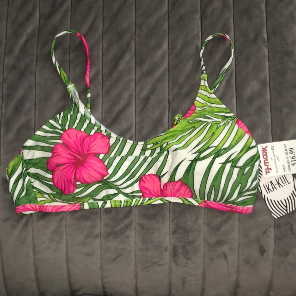 Bikini Top NWT